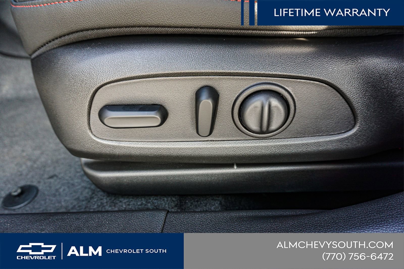 New 2026 Chevrolet Trax RS w/ Sunroof Package image 32