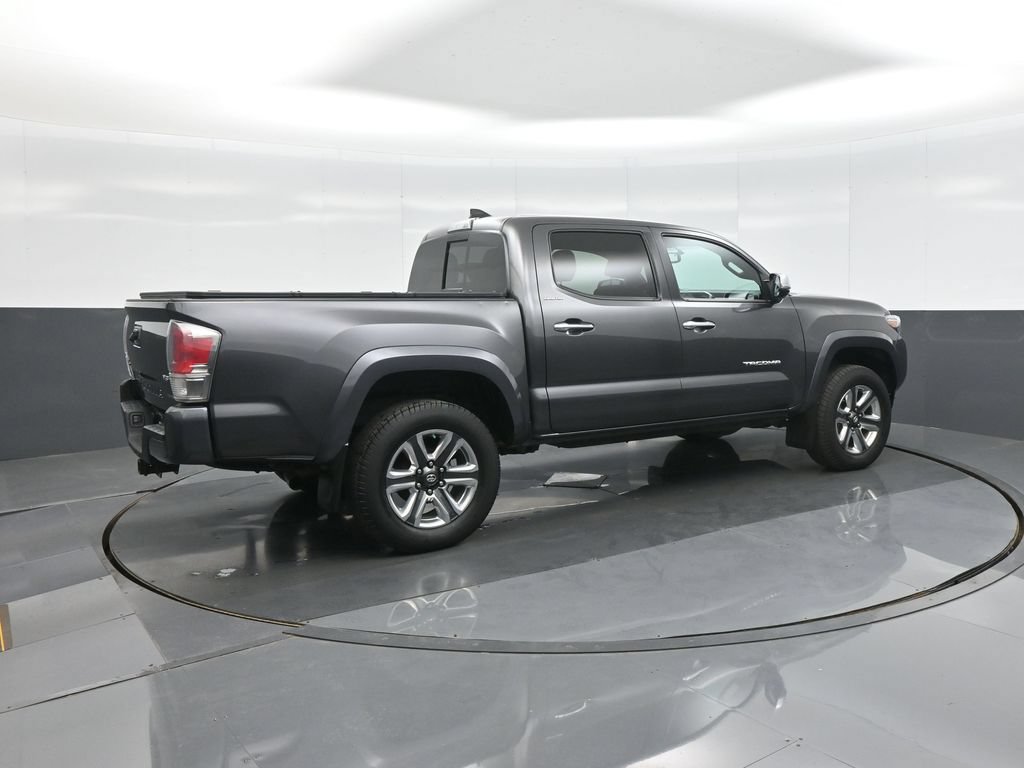 Certified 2017 Toyota Tacoma Limited AWD/4WD image 7