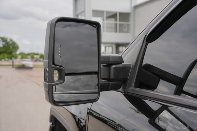 Used 2018 GMC Sierra 2500 Denali w/ Duramax Plus Package AWD/4WD image 16