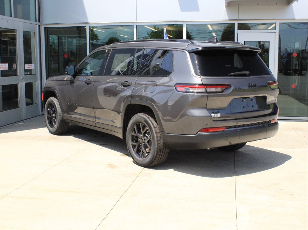 New 2026 Jeep Grand Cherokee L 4WD image 8