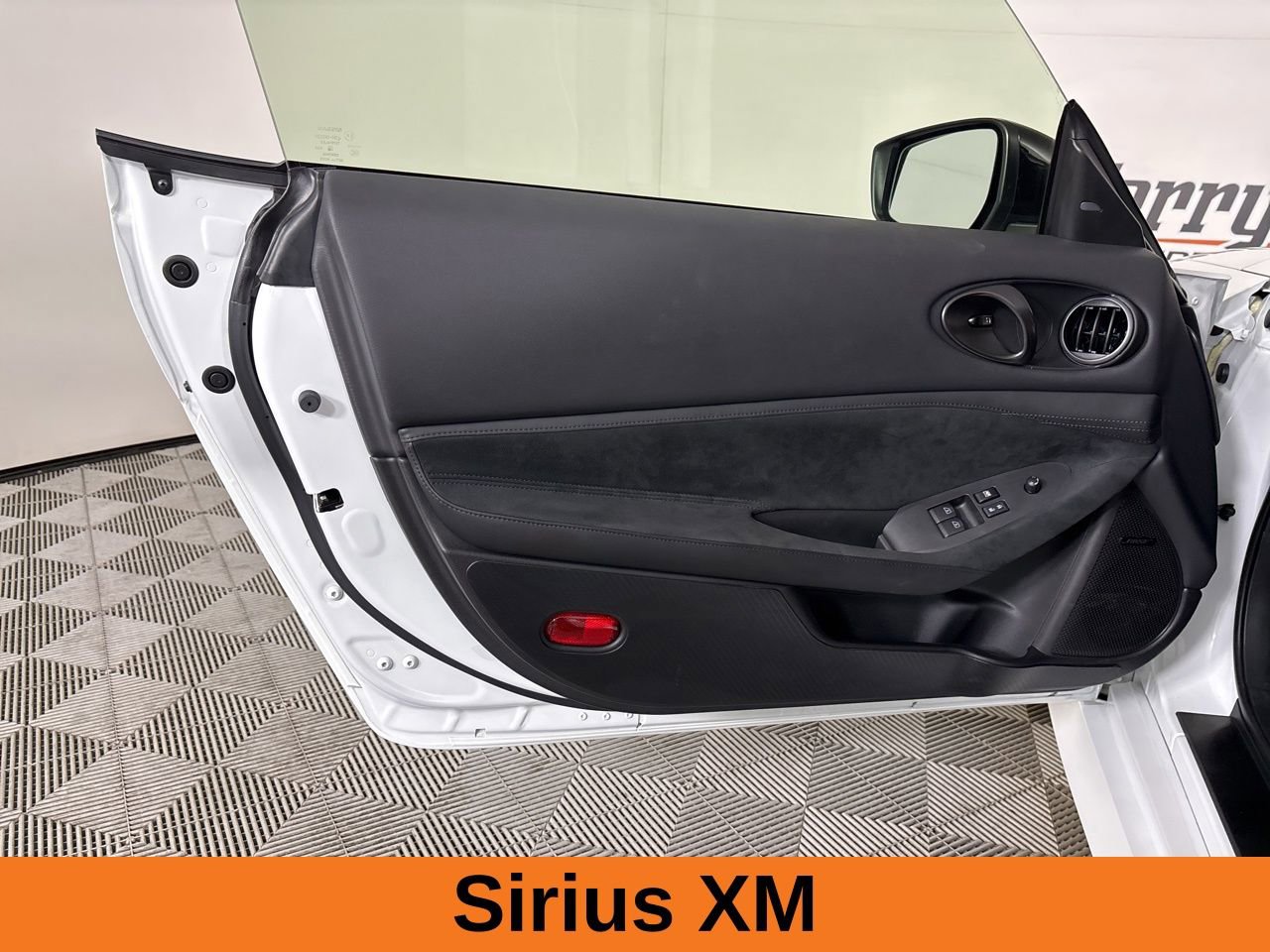 Used 2024 Nissan Z Performance w/ Floor Mat Package image 8