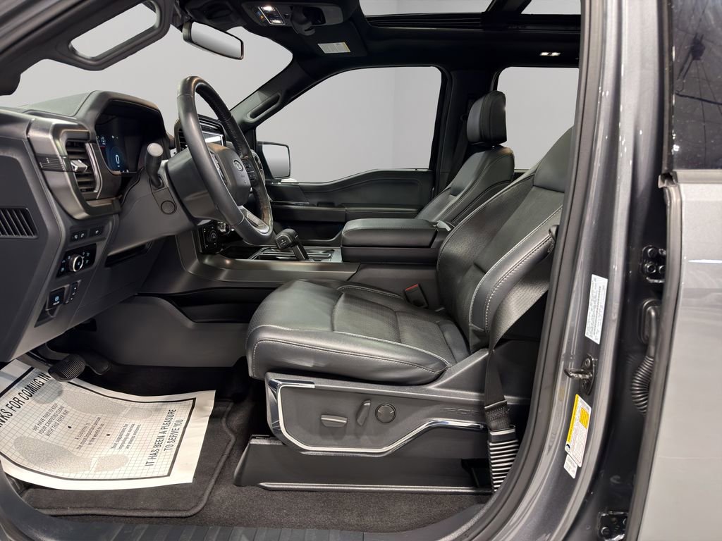 Used 2024 Ford F150 Lariat AWD/4WD image 3