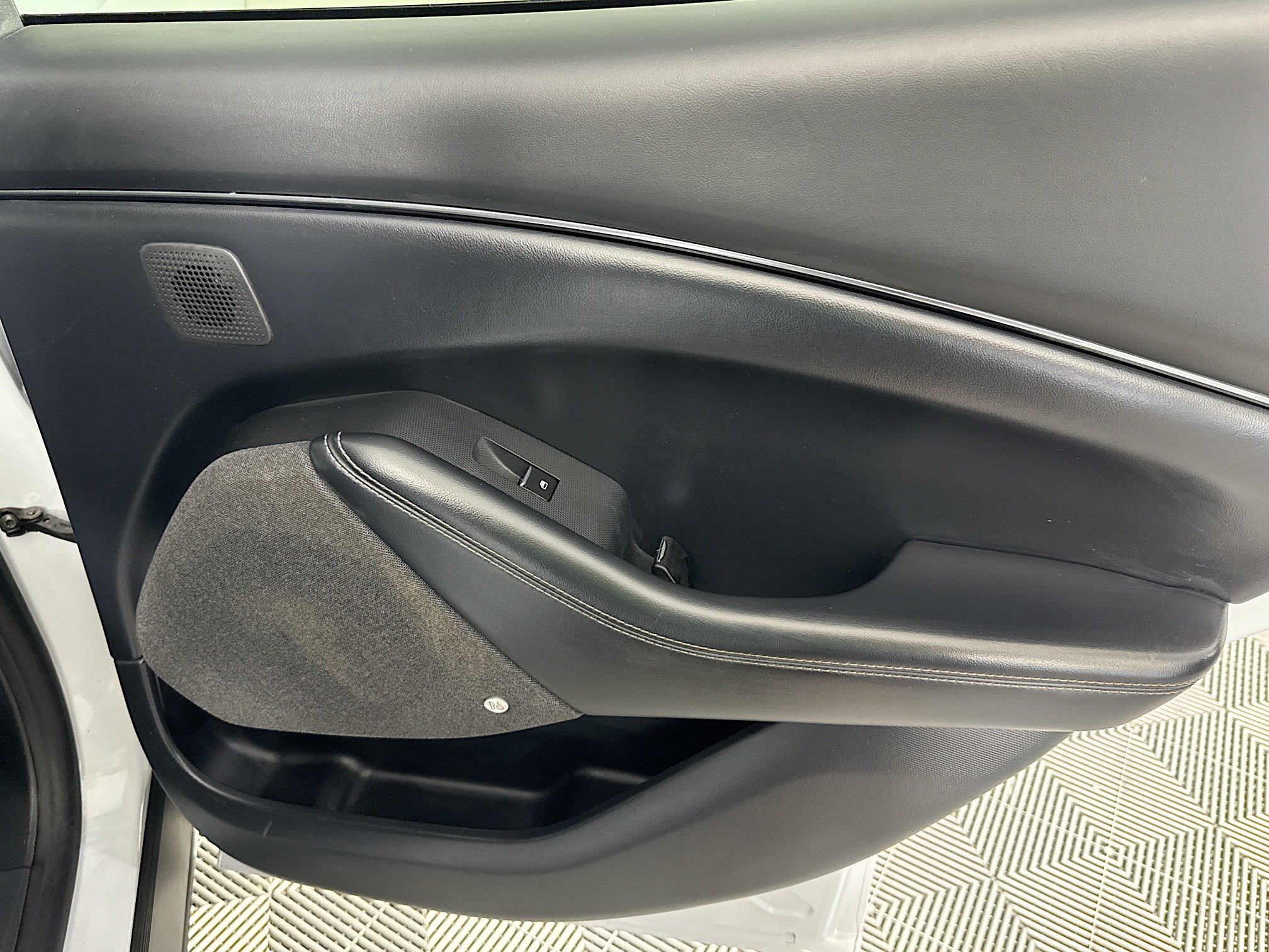 Used 2021 Ford Mustang Mach-E Premium image 27