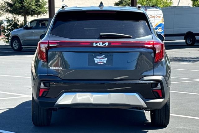 Certified 2025 Kia Seltos EX w/ EX Sunroof Package FWD image 7