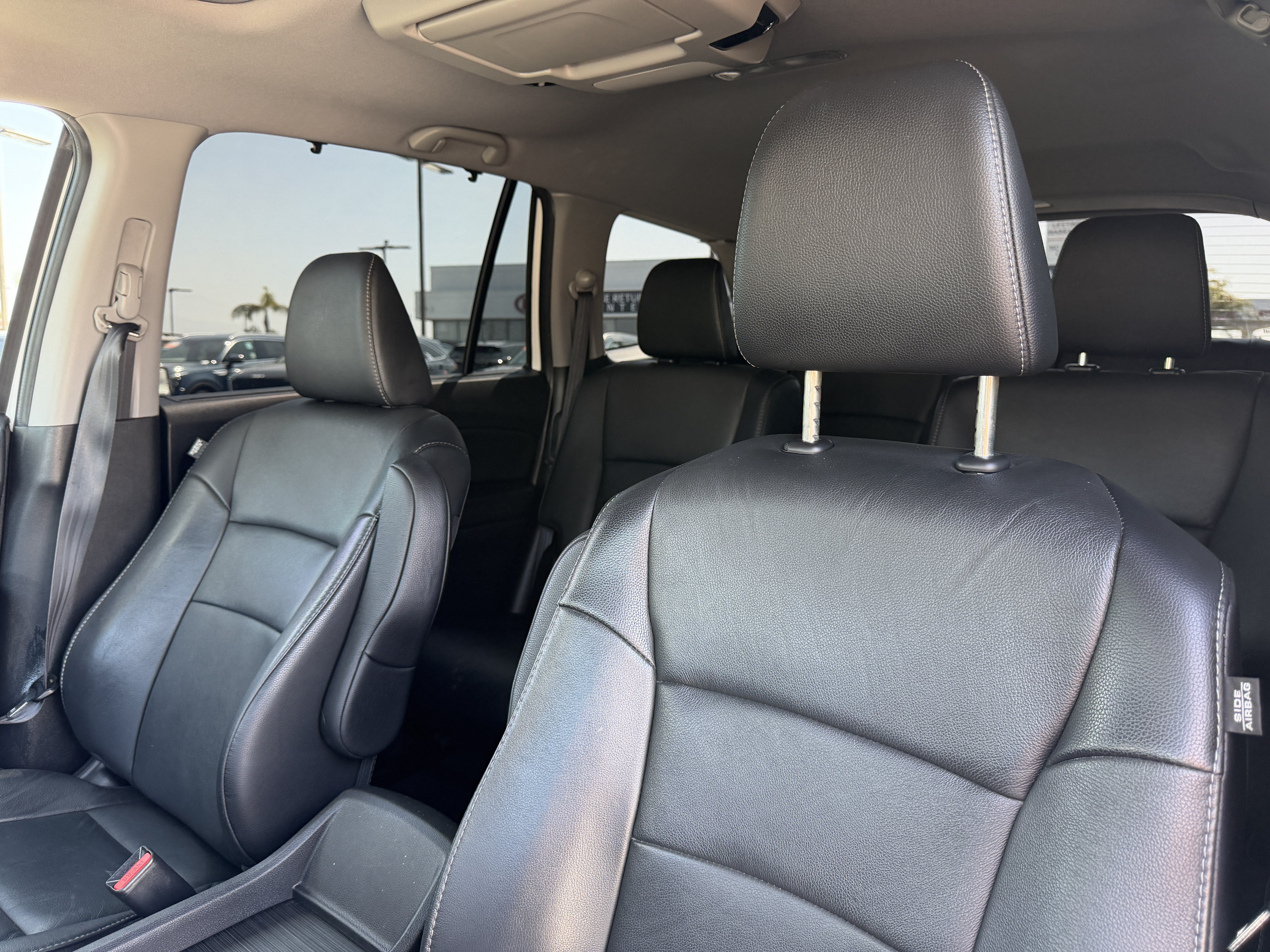 Used 2022 Honda Pilot Touring image 17