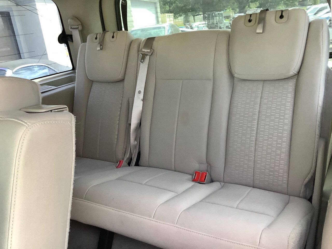 Used 2013 Ford Expedition XLT w/ HD Trailer Tow Pkg AWD/4WD image 35