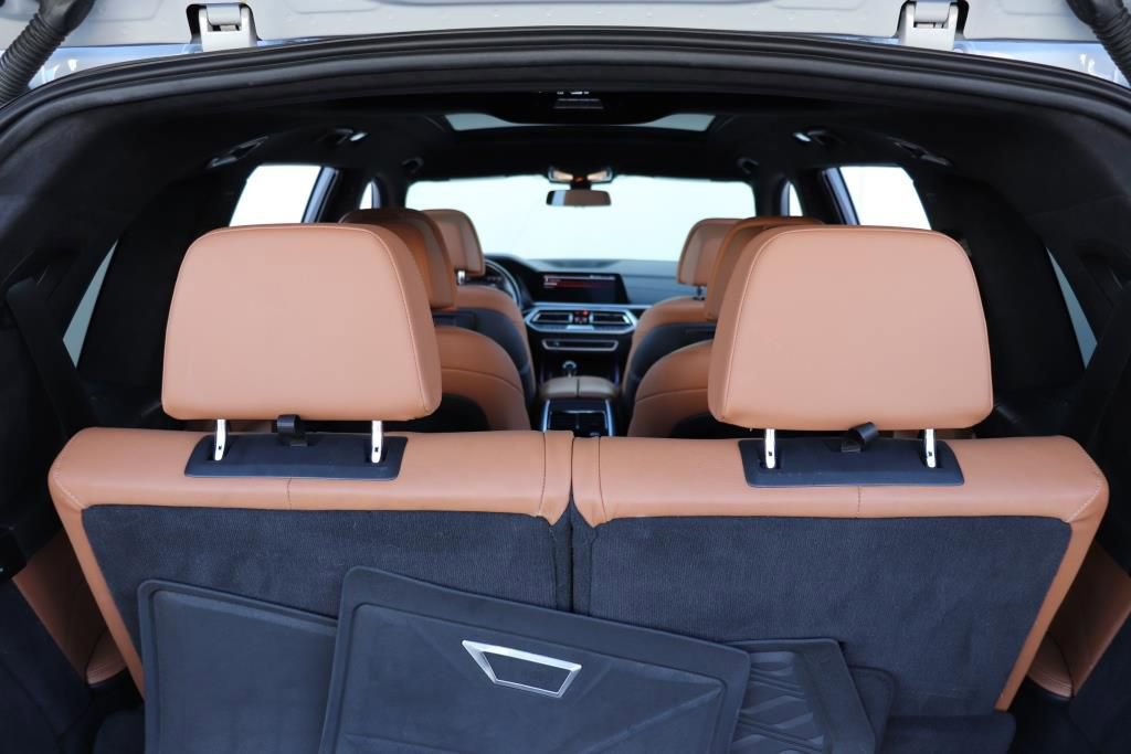 Used 2021 BMW X7 xDrive40i w/ M Sport Package image 26