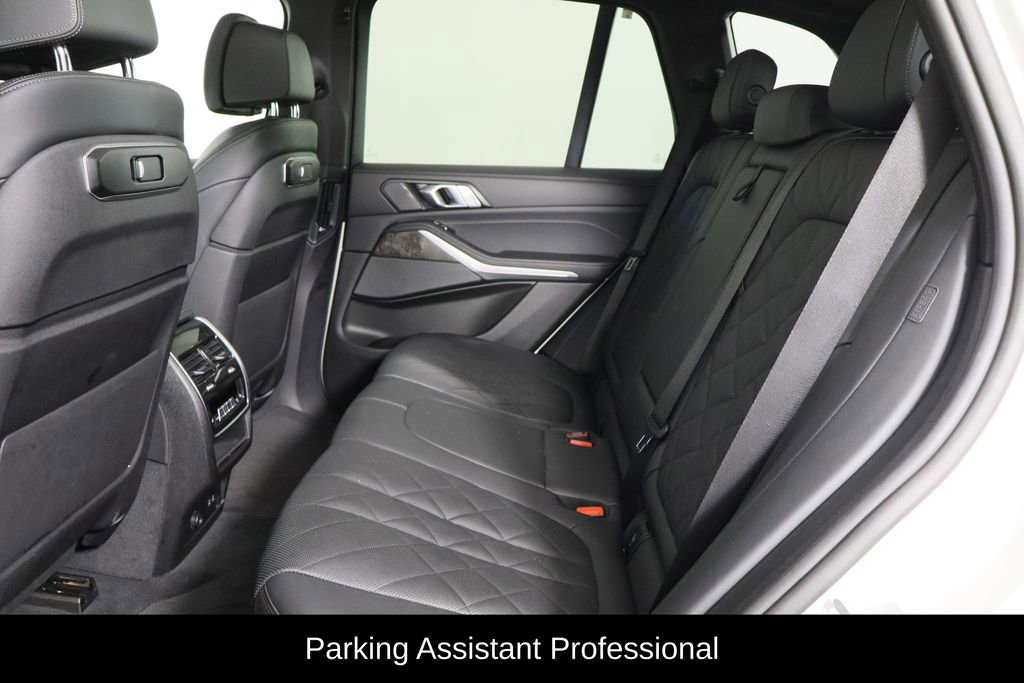 Used 2024 BMW X5 sDrive40i image 17