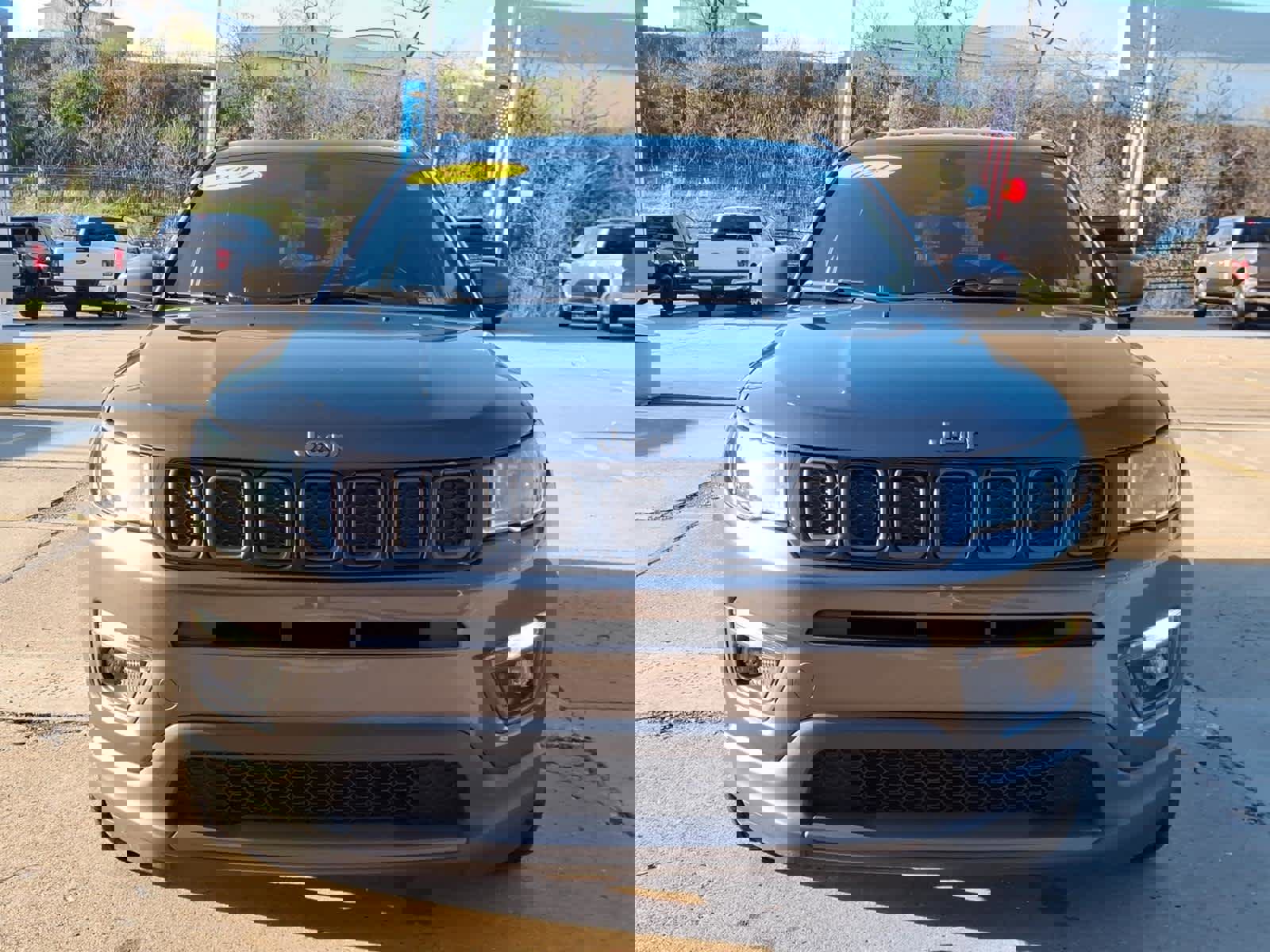 Used 2021 Jeep Compass Latitude AWD/4WD image 3