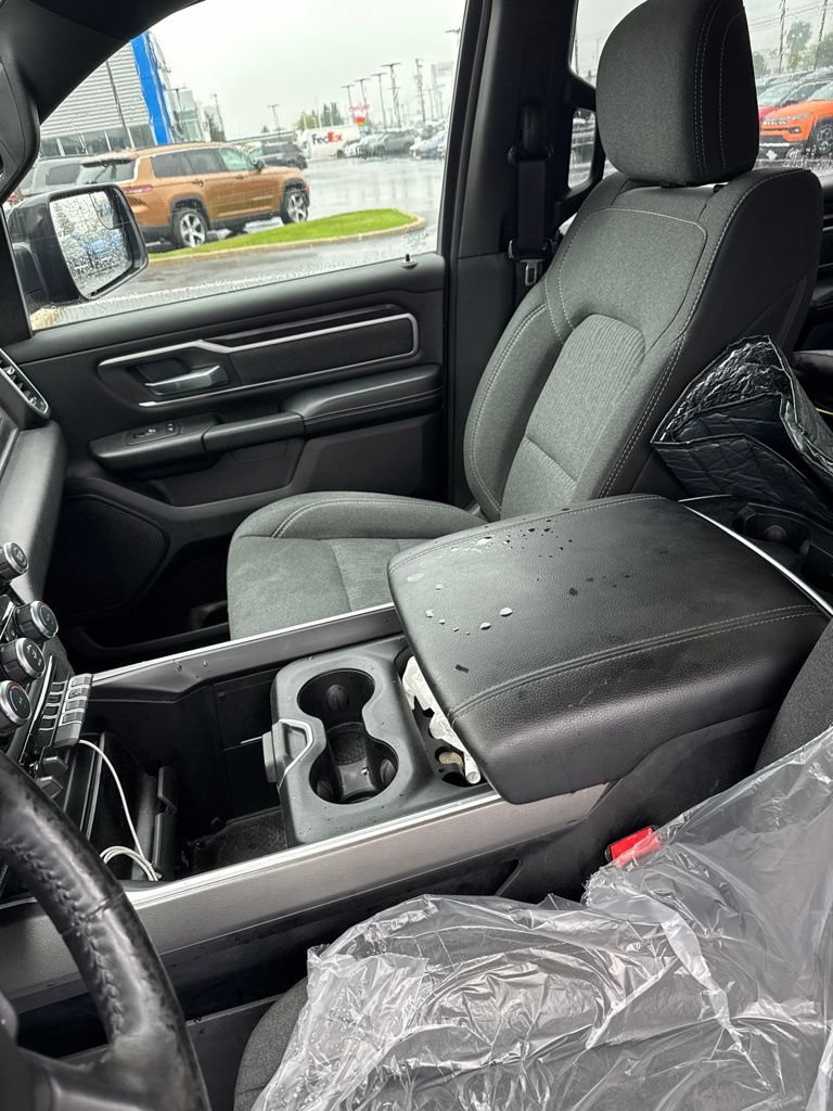 Used 2019 RAM 1500 Big Horn AWD/4WD image 4