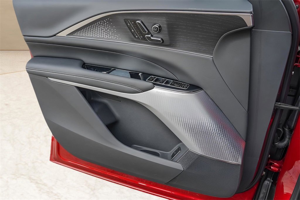 New 2026 Cadillac Lyriq V w/ Exterior Carbon Fiber Package image 20