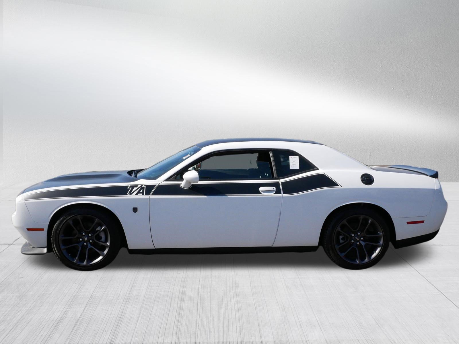 Used 2023 Dodge Challenger R/T w/ T/A Package image 4