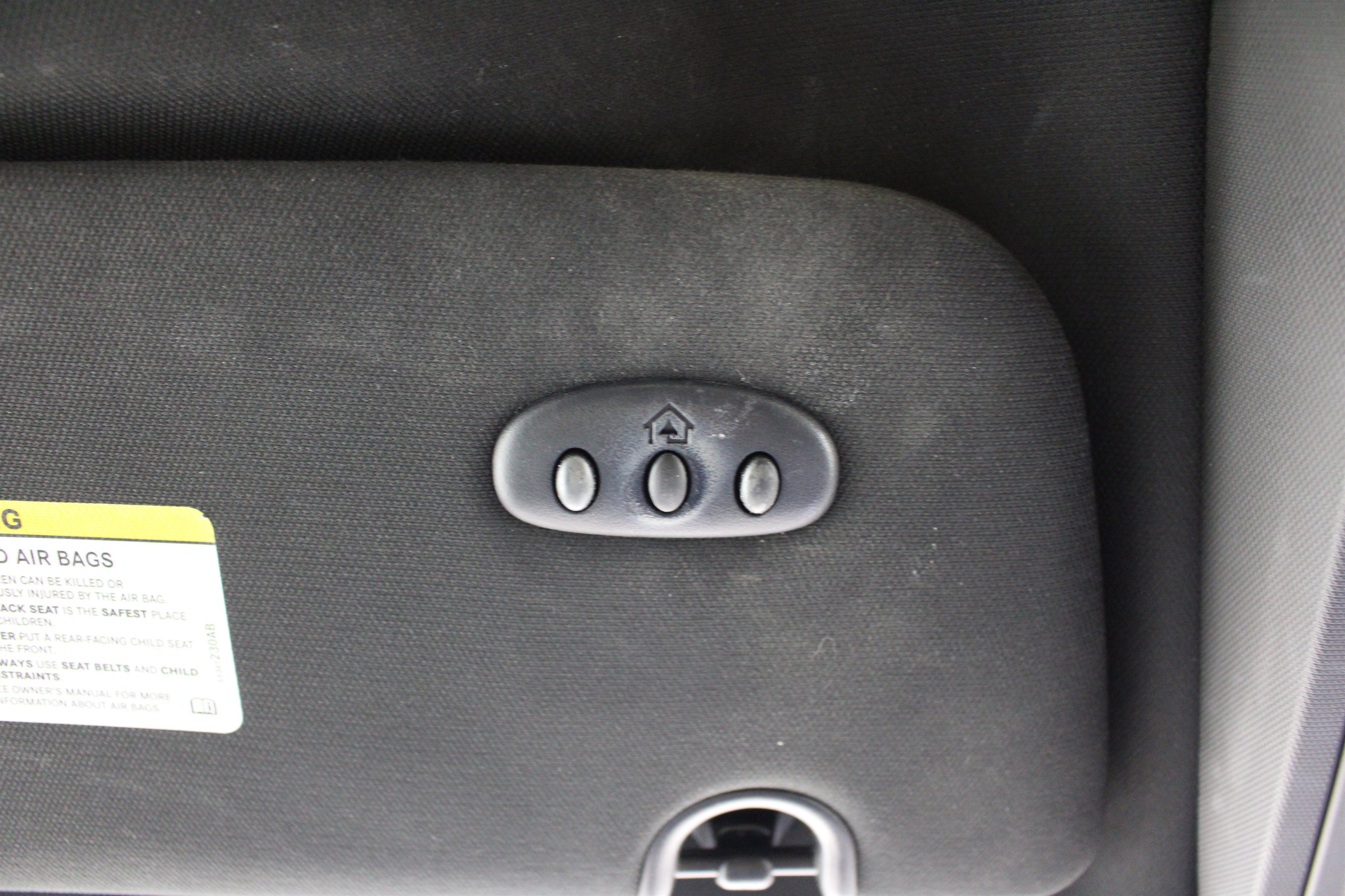 Used 2014 Chrysler Town & Country S FWD image 19