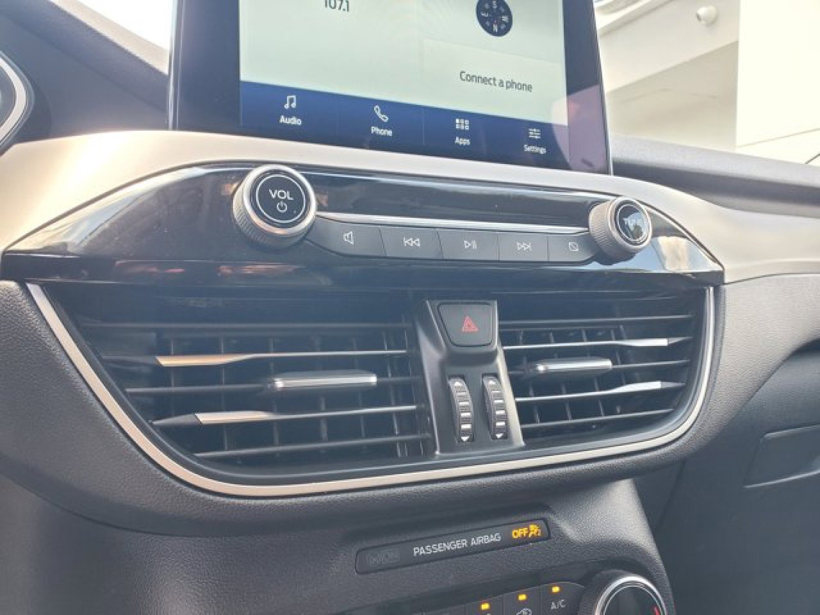 Certified 2022 Ford Escape SEL image 23