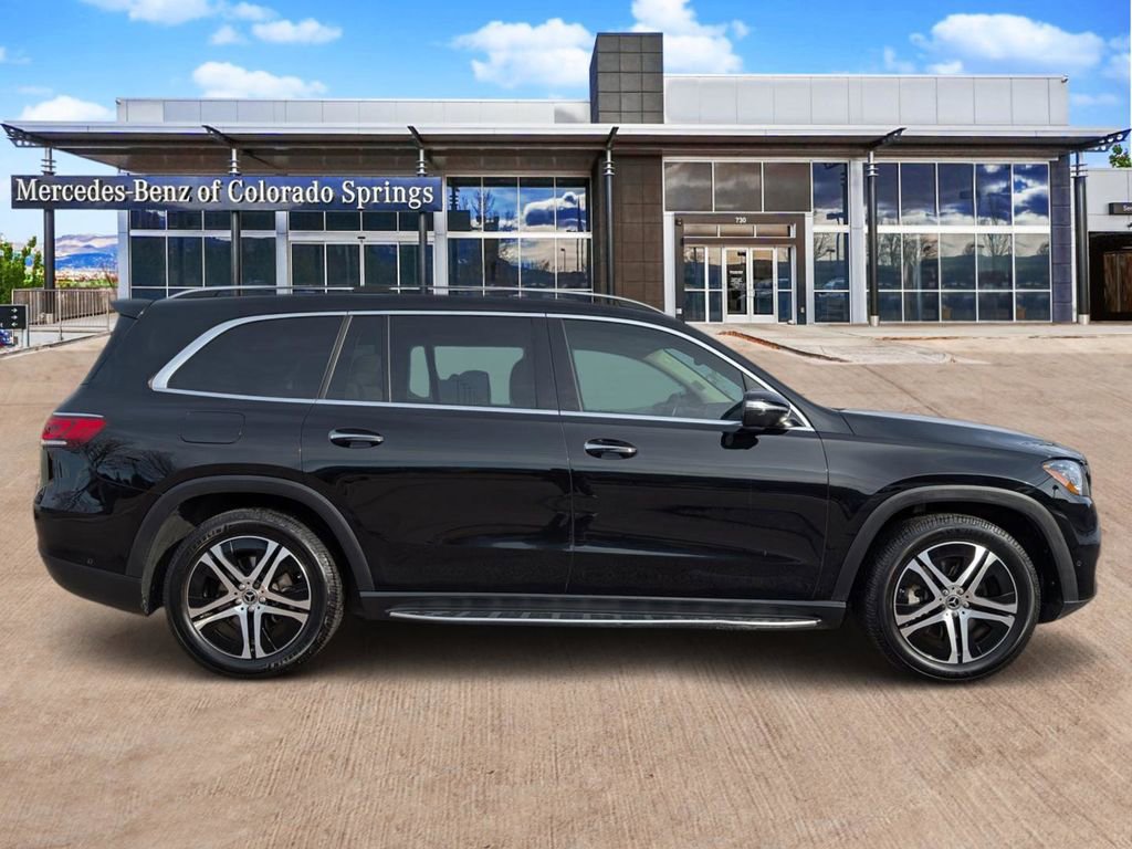 Used 2022 Mercedes-Benz GLS 450 4MATIC image 4