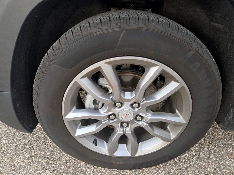 Used 2024 GMC Terrain SLT image 37