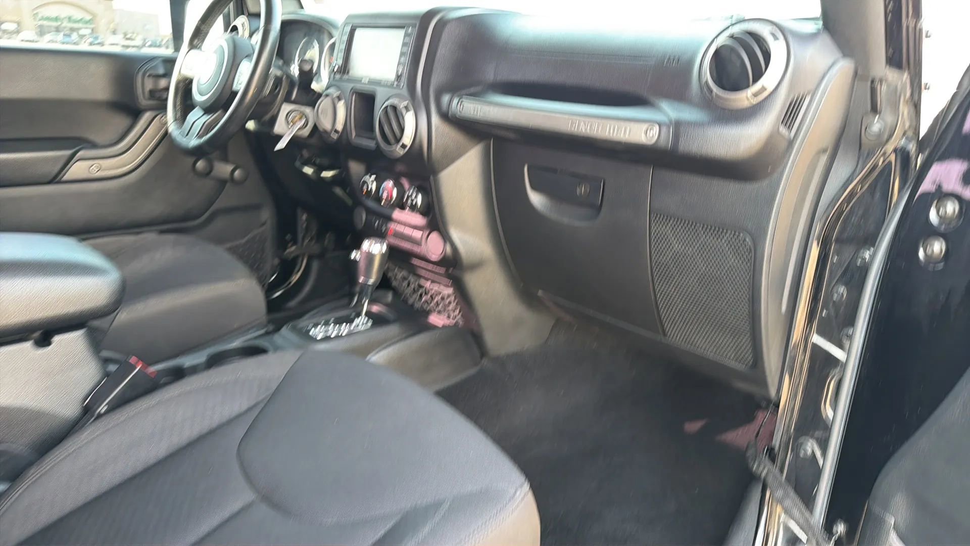 Used 2017 Jeep Wrangler Sport w/ Connectivity Group image 60
