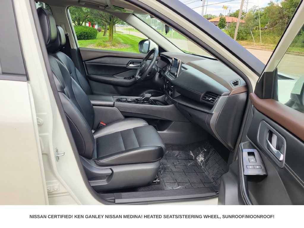 Certified 2023 Nissan Rogue SV w/ SV Premium B Package AWD/4WD image 53