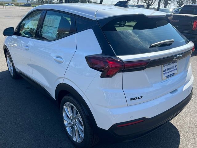 New 2027 Chevrolet Bolt LT image 5