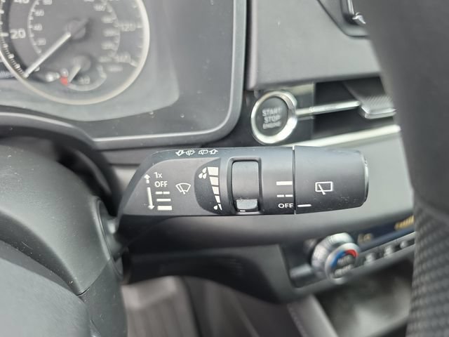 Used 2024 Mitsubishi Outlander ES FWD image 22