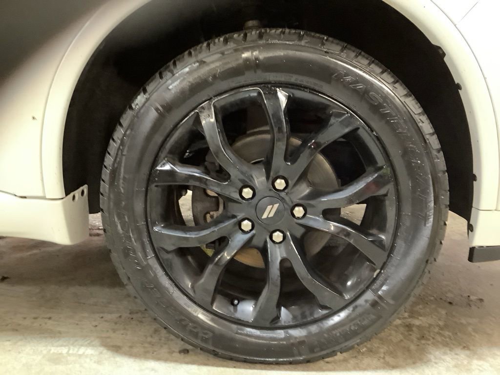 Used 2020 Dodge Durango SXT image 16