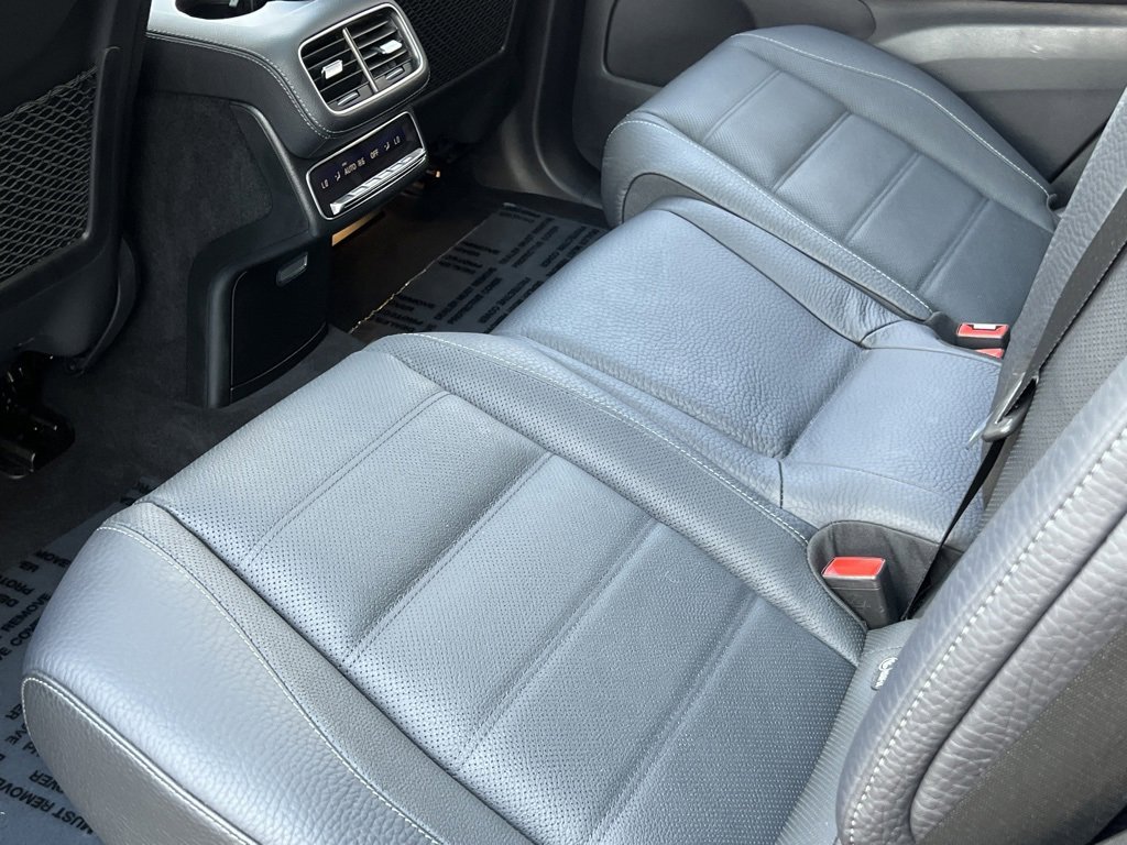 Used 2022 Mercedes-Benz GLS 580 4MATIC image 18