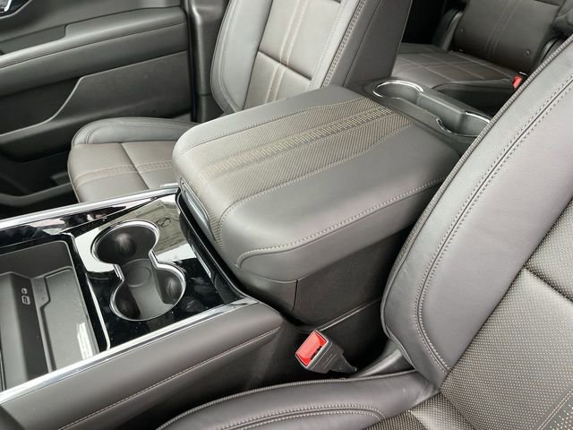 New 2026 Chevrolet Suburban High Country AWD/4WD image 21