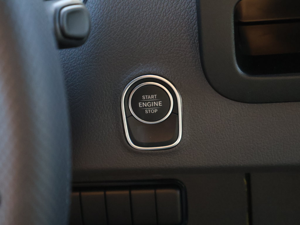 Used 2025 Mercedes-Benz Sprinter 2500 image 28