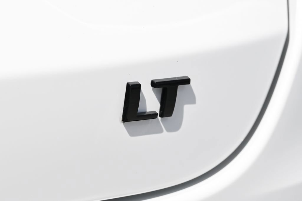 New 2026 Chevrolet Trax LT w/ LPO, Blackout Package FWD image 13