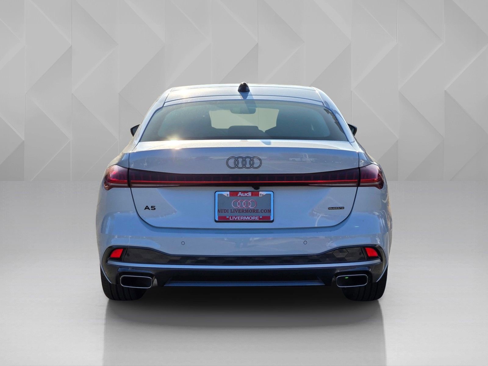 Used 2025 Audi A5 2.0T Premium Plus w/ Premium Plus AWD/4WD image 4