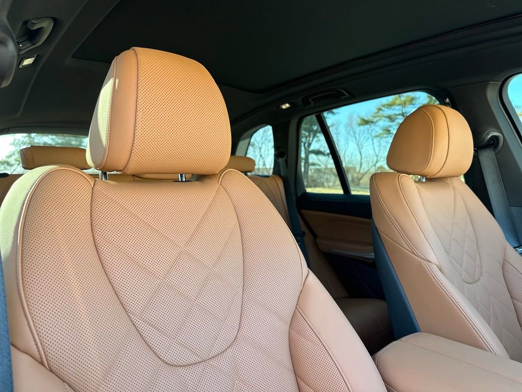 Certified 2024 BMW X5 xDrive40i w/ Premium Package image 27