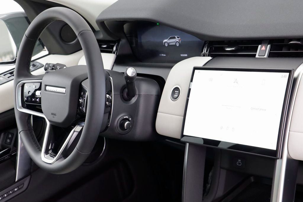 New 2025 Land Rover Discovery Sport S AWD/4WD image 23