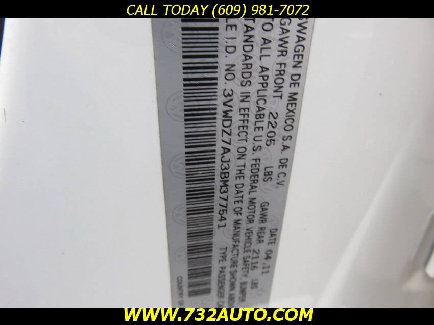 Used 2011 Volkswagen Jetta SE FWD image 33