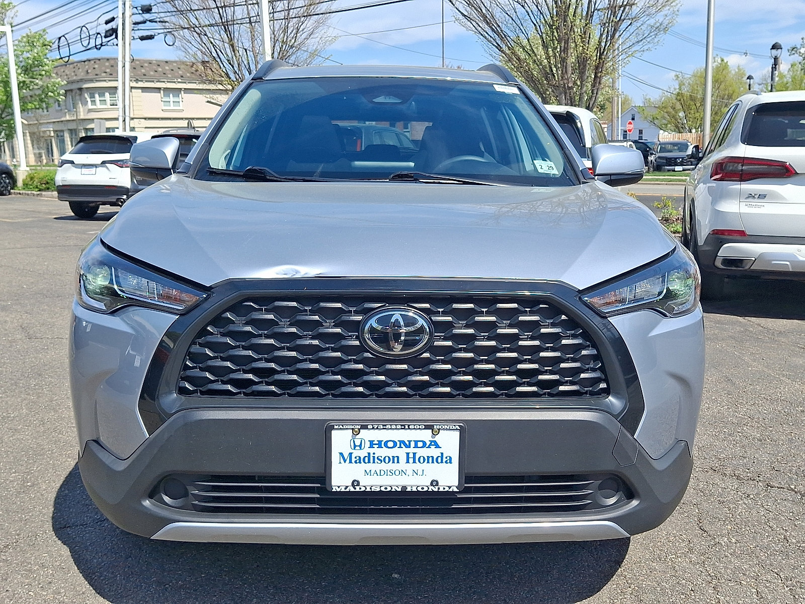 Used 2024 Toyota Corolla Cross LE w/ Moonroof Package AWD/4WD image 5