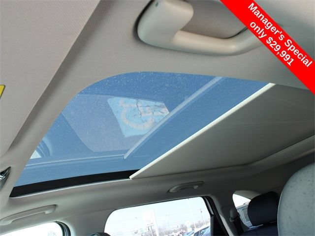 Used 2025 Kia Sorento S w/ Panoramic Sunroof Package FWD image 7