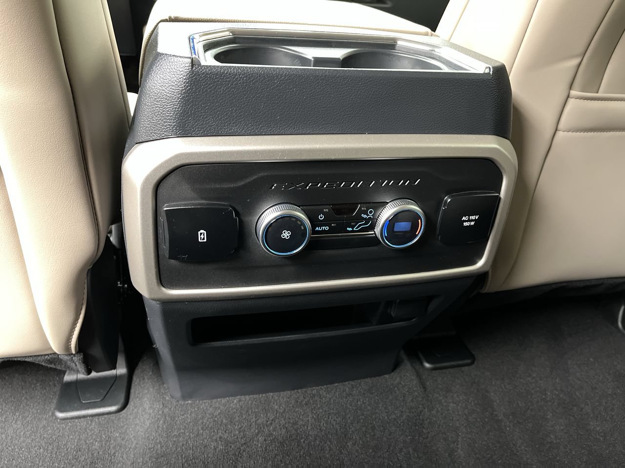 Certified 2024 Ford Expedition XLT AWD/4WD image 14
