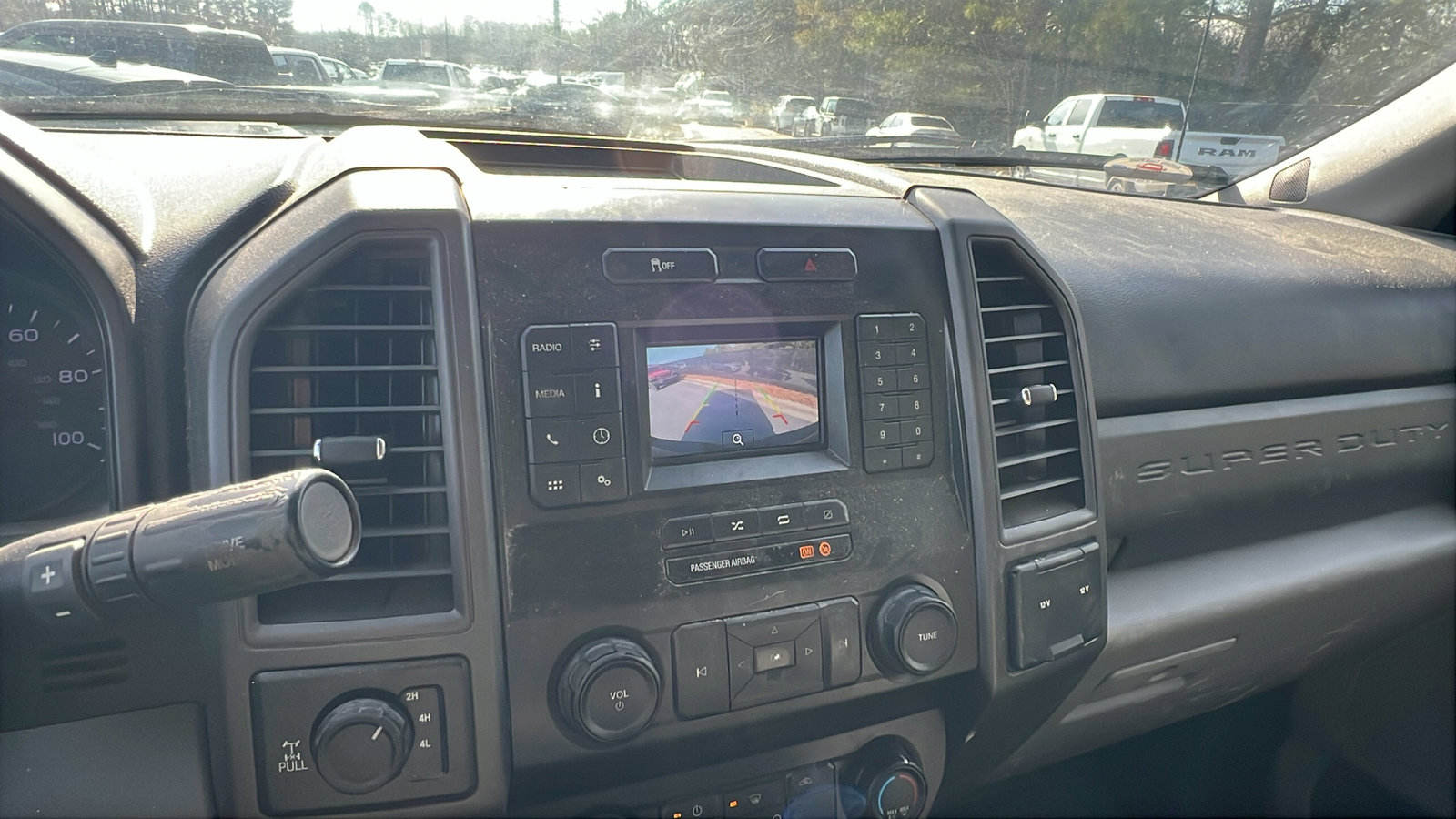 Used 2020 Ford F250 XL w/ Power Equipment Group image 32