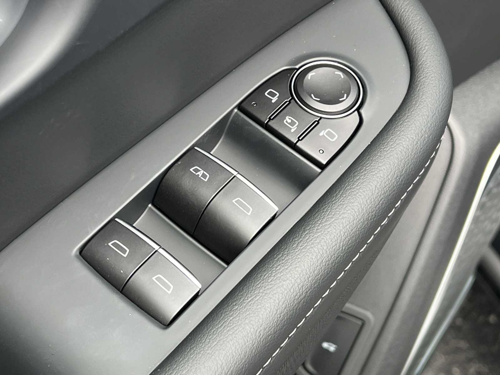 New 2026 Buick Enclave Sport Touring w/ Power Package FWD image 19