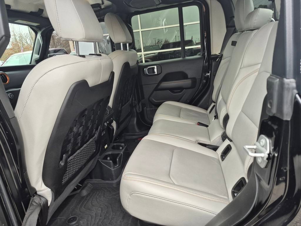 Used 2022 Jeep Gladiator Mojave w/ Cold Weather Group image 14