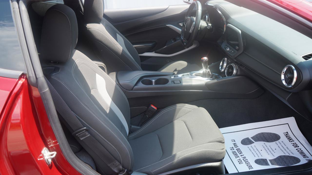 Used 2022 Chevrolet Camaro SS RWD image 45