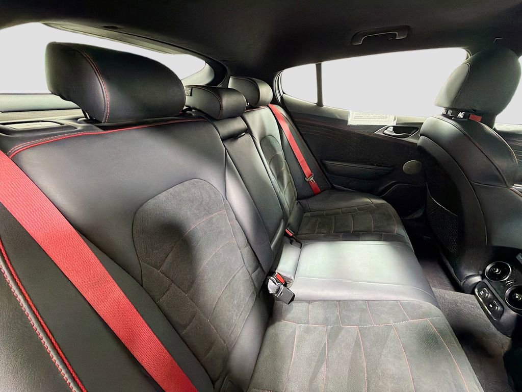 Used 2023 Kia Stinger GT2 image 30