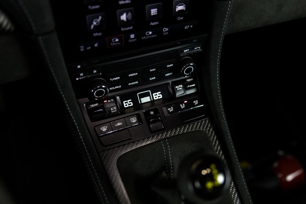 Used 2023 Porsche 718 Cayman GT4 RS RWD image 24