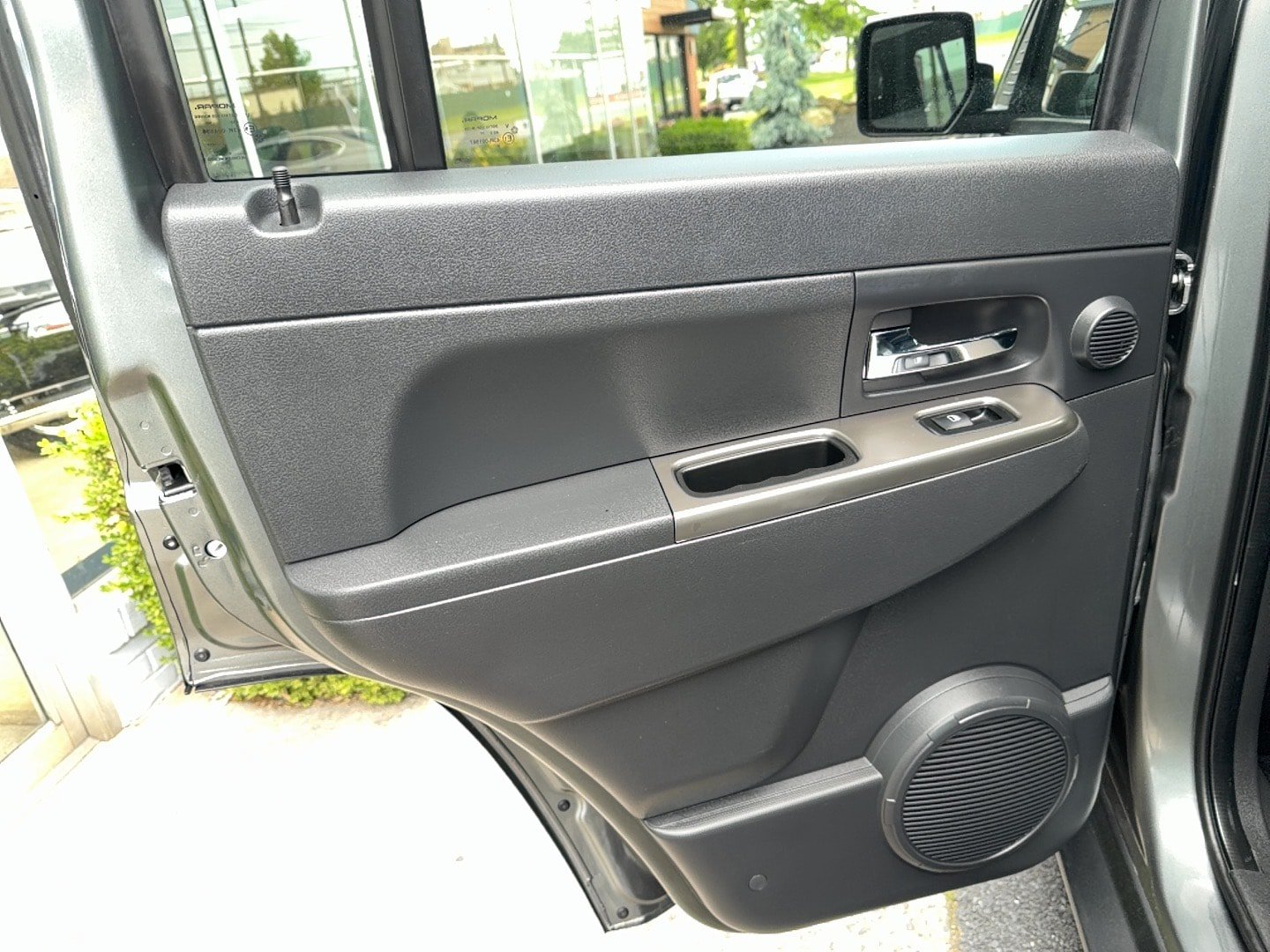 Used 2012 Jeep Liberty Limited Jet AWD/4WD image 19