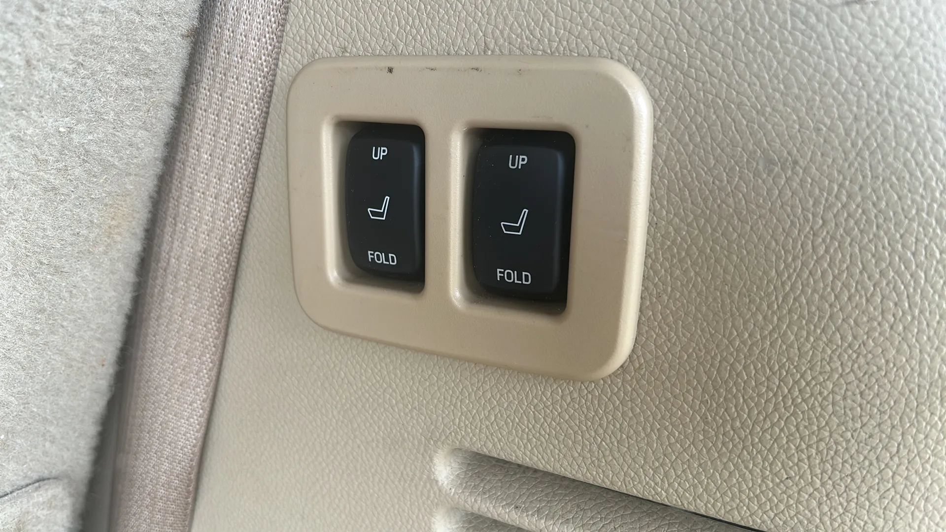 Used 2013 Ford Expedition XLT RWD image 24