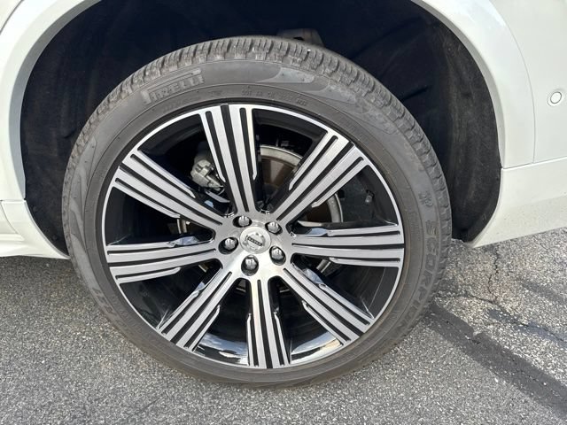 Used 2023 Volvo XC90 B6 Ultimate w/ Protection Package AWD/4WD image 9