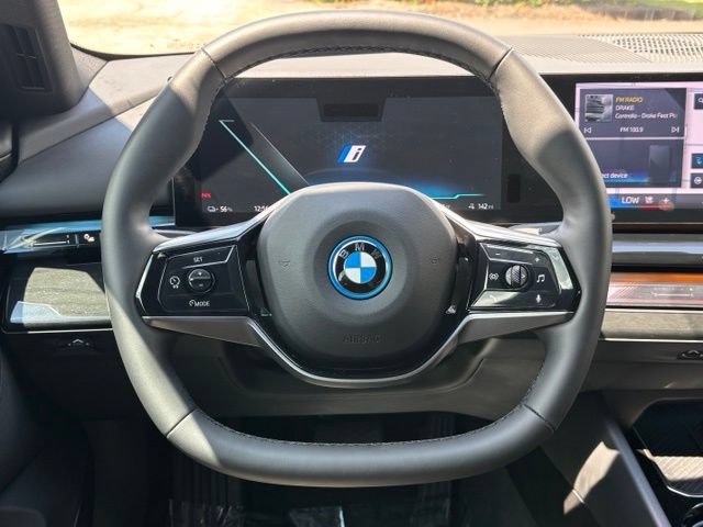 Used 2024 BMW i5 eDrive40i w/ Premium Package RWD image 22