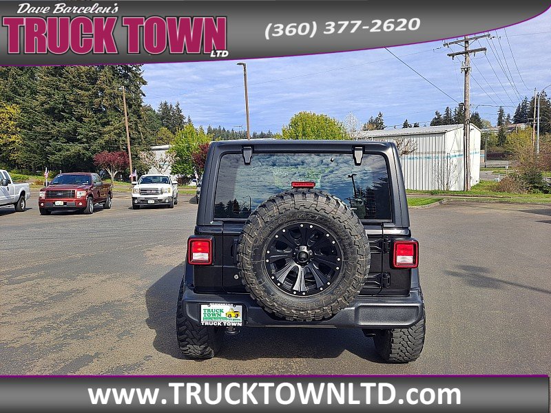 Used 2019 Jeep Wrangler Unlimited Sport AWD/4WD image 4