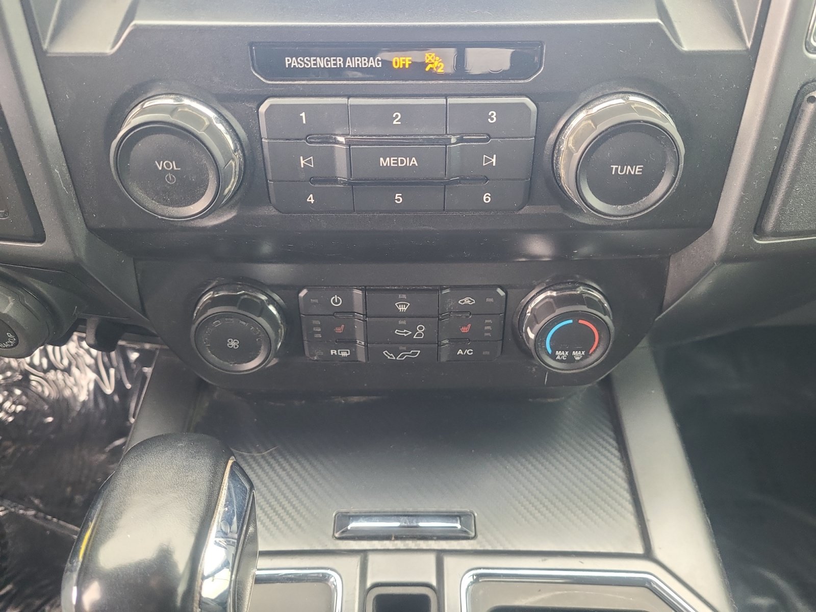 Used 2019 Ford F150 XLT w/ Equipment Group 302A Luxury AWD/4WD image 30
