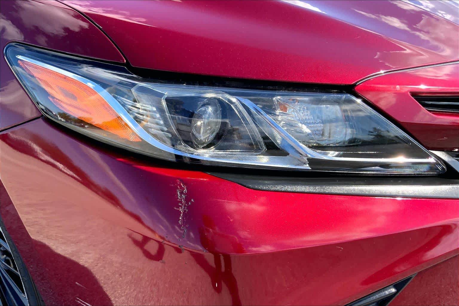 Used 2018 Toyota Camry SE w/ Moonroof Package FWD image 27