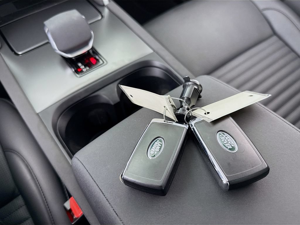 Used 2024 Land Rover Discovery Sport S AWD/4WD image 17